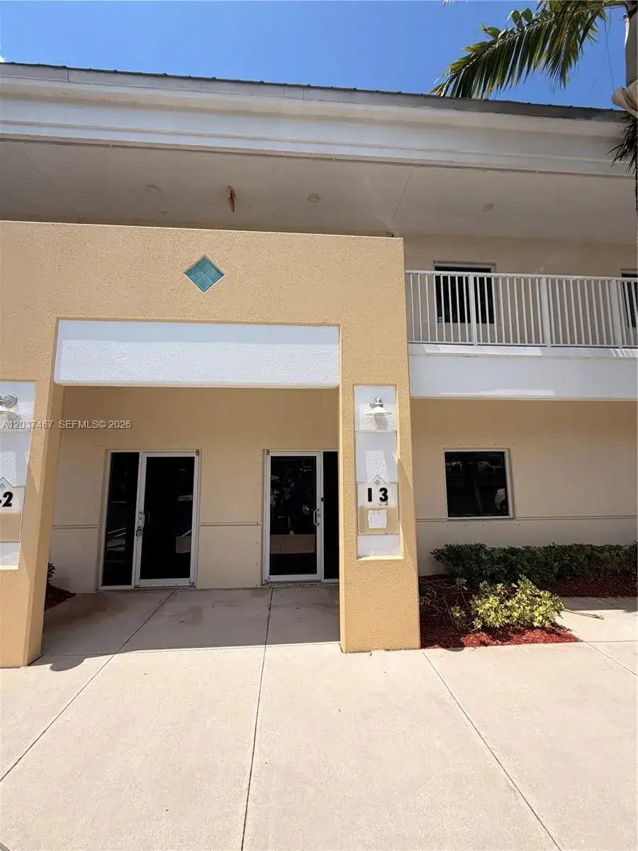 2755 Vista Pkwy # I3, West Palm Beach FL 33411 photo 3