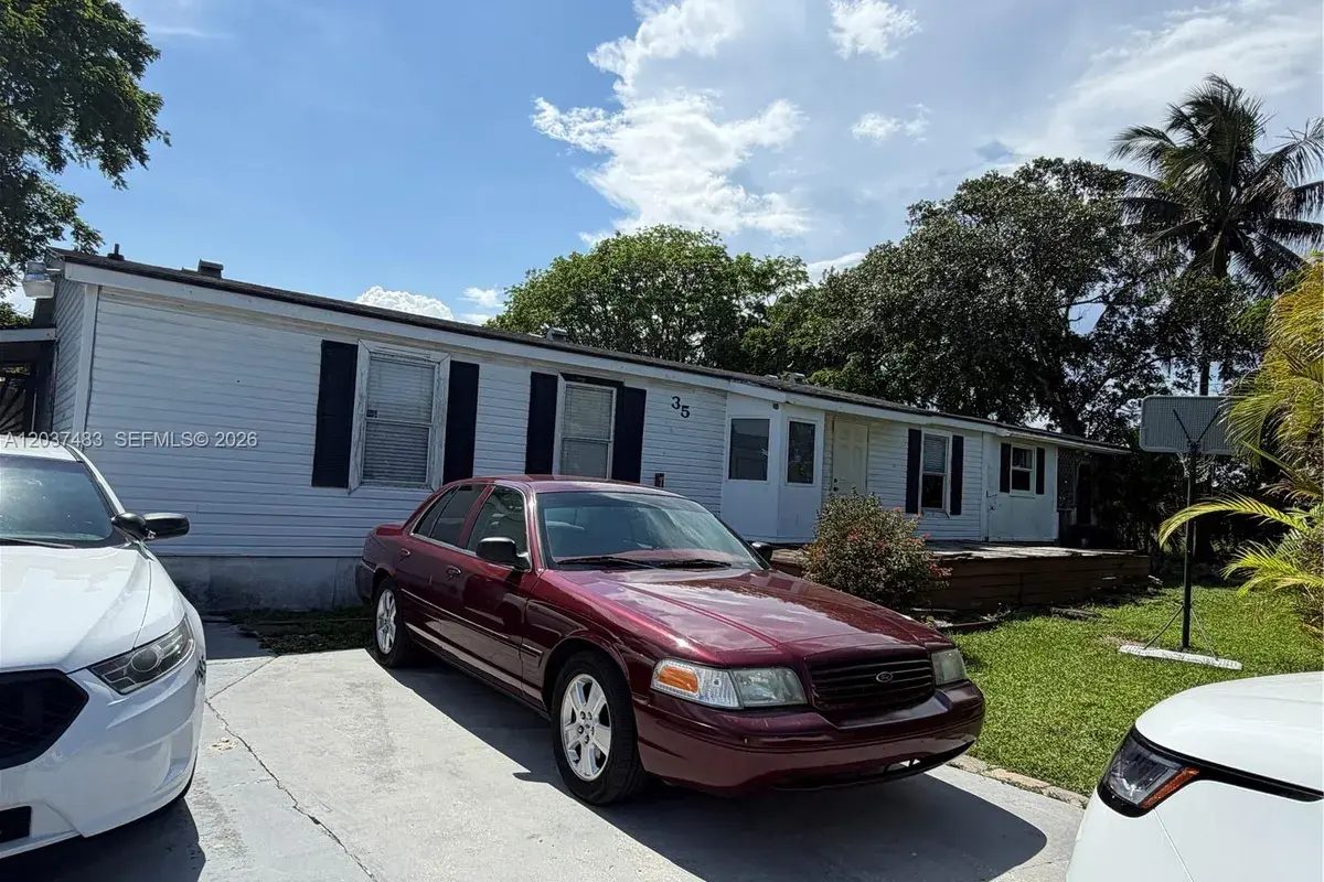 19800 SW 180th Ave Lot 35, Miami FL 33187