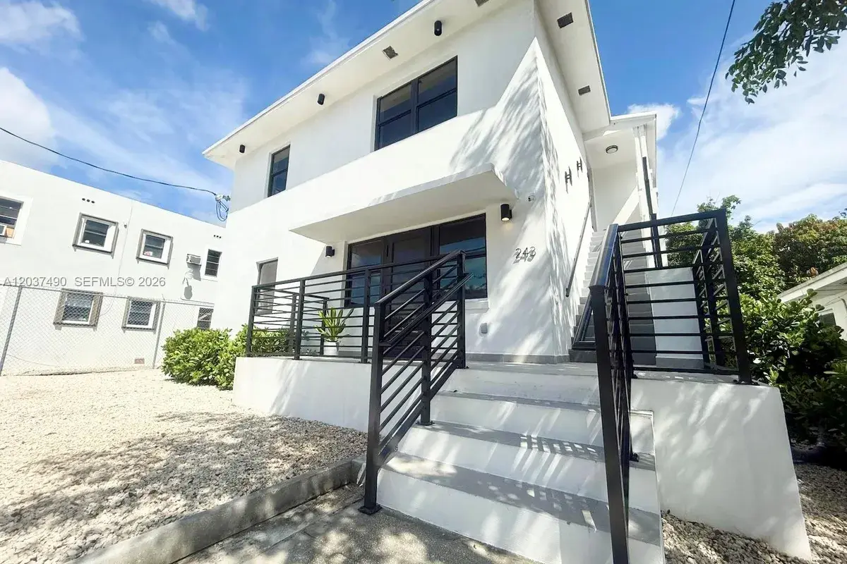 243 NW 32nd St, Miami FL 33127