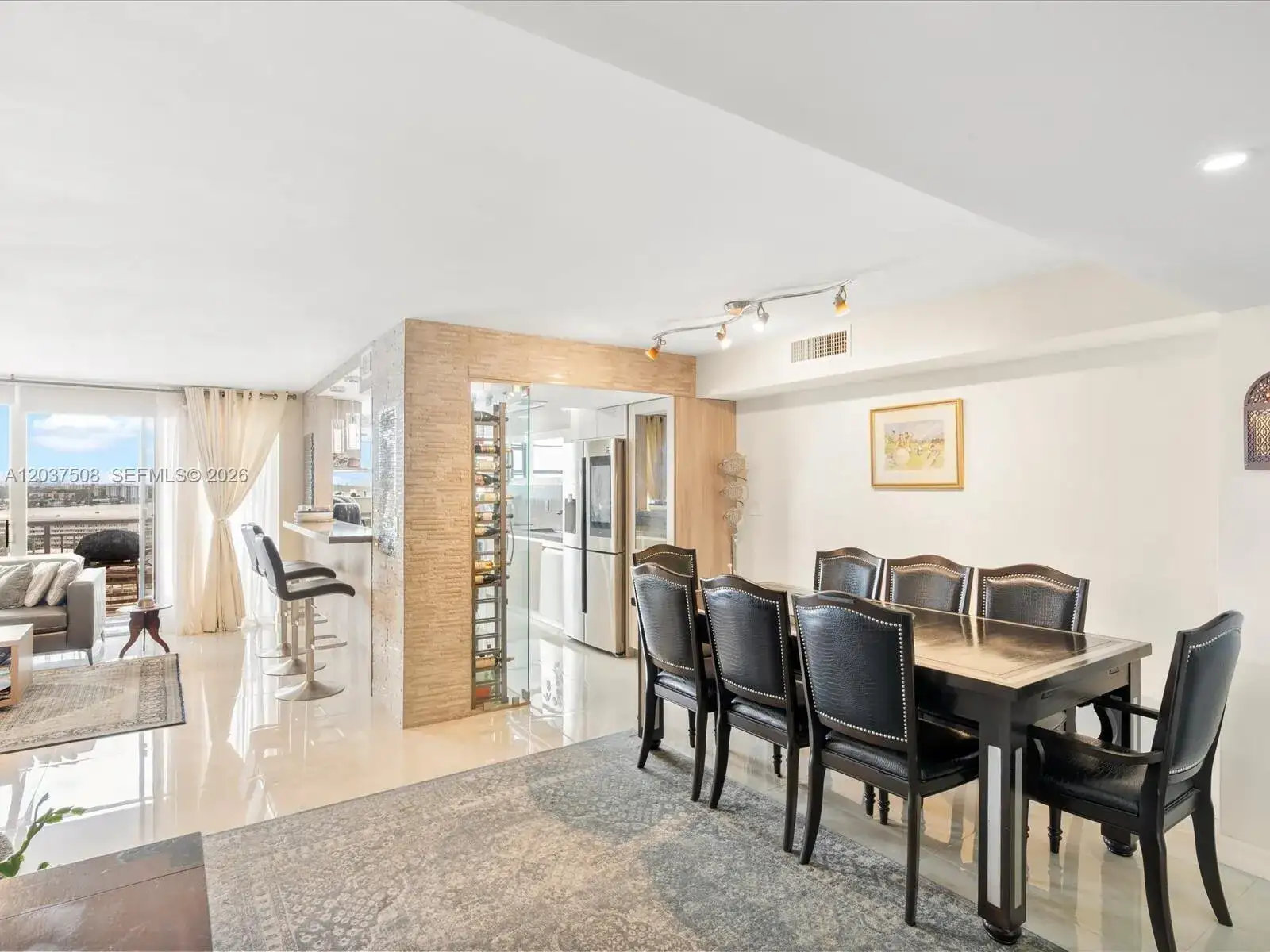 18071 Biscayne Blvd # 1401, Aventura FL 33160 photo 3