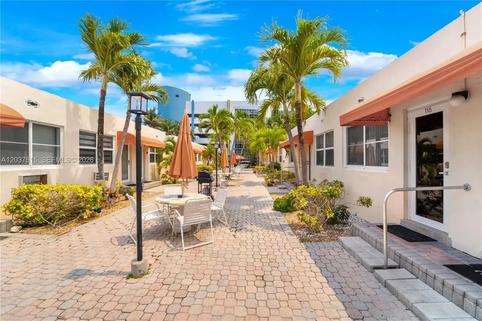 336 Arthur St # 118, Hollywood FL 33019 photo 2