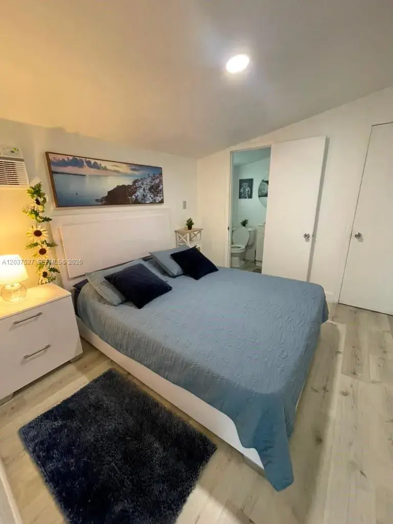 5615 Hope St # 1, Hollywood FL 33021