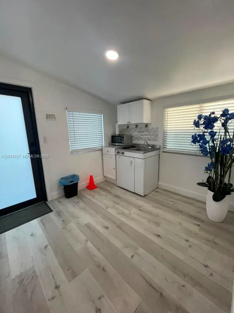 5615 Hope St # 1, Hollywood FL 33021
