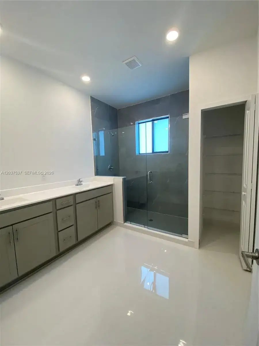 2402 SW 145th Pl # 0, Miami FL 33175 photo 5