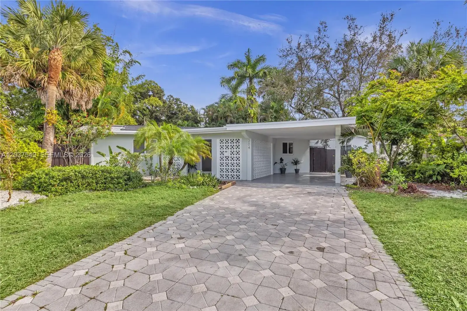 204 SW 19th Ave # 0, Fort Lauderdale FL 33312 photo 2
