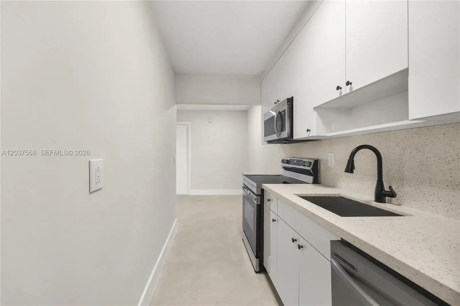1720 Cleveland St # 102W, Hollywood FL 33020 photo 3