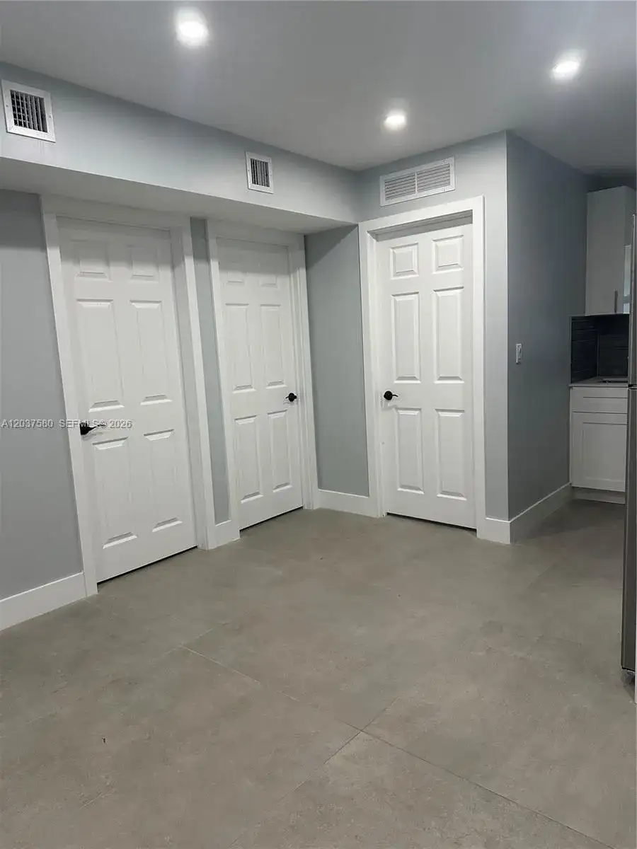 1628 NW 15th St # A, Miami FL 33125 photo 2