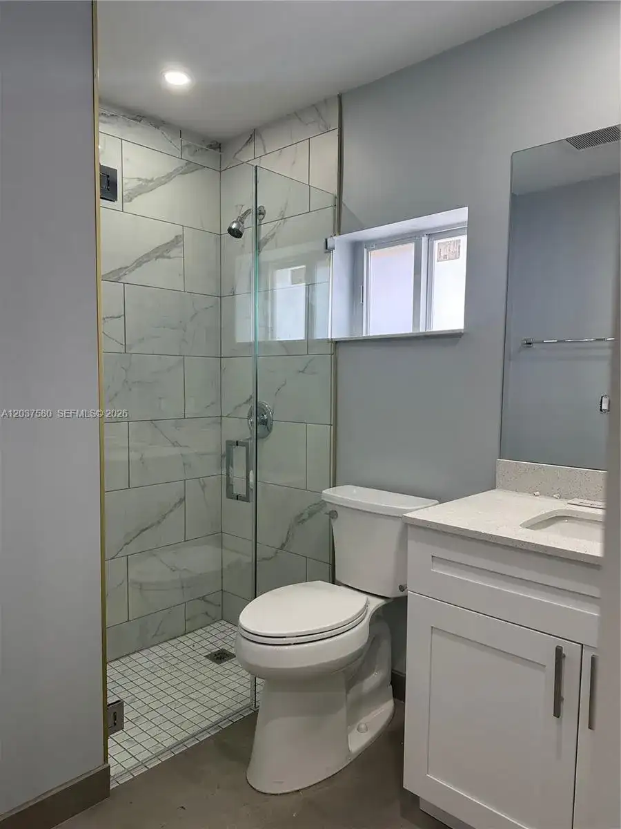 1628 NW 15th St # A, Miami FL 33125 photo 5