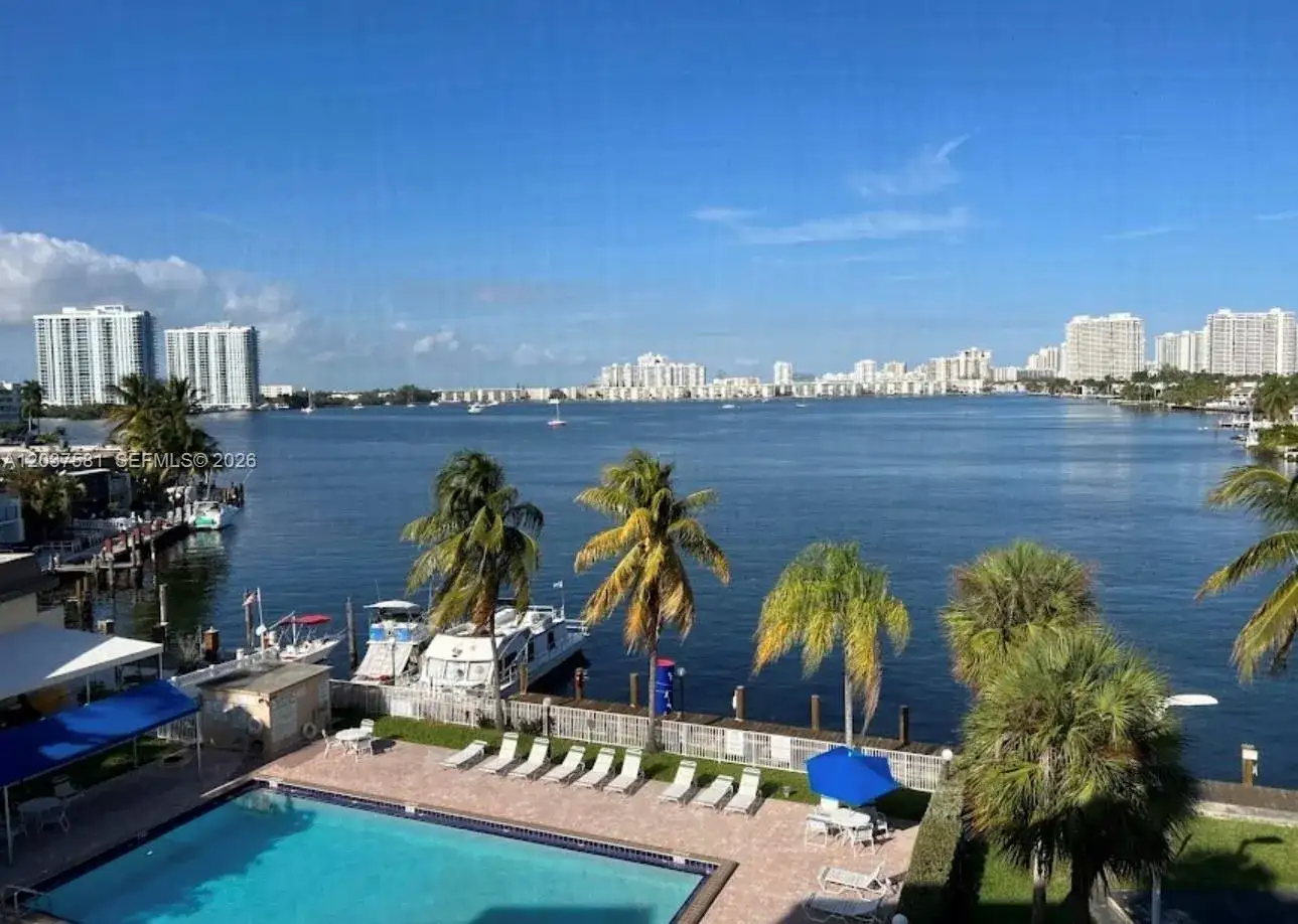 2821 N Miami Beach Blvd # T, North Miami Beach FL 33160 photo 2
