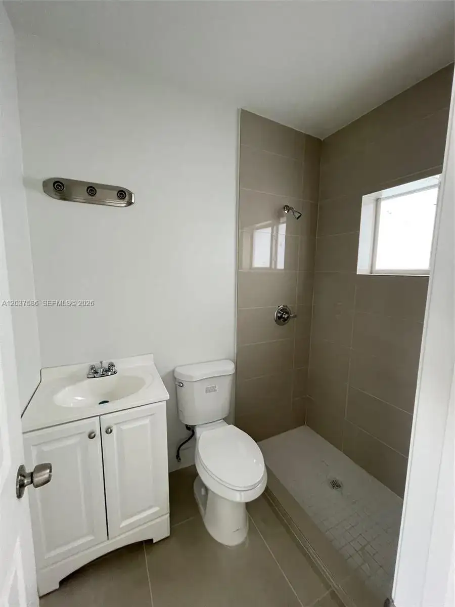 2196 Ali Baba Ave # 6, Opa-Locka FL 33054 photo 3