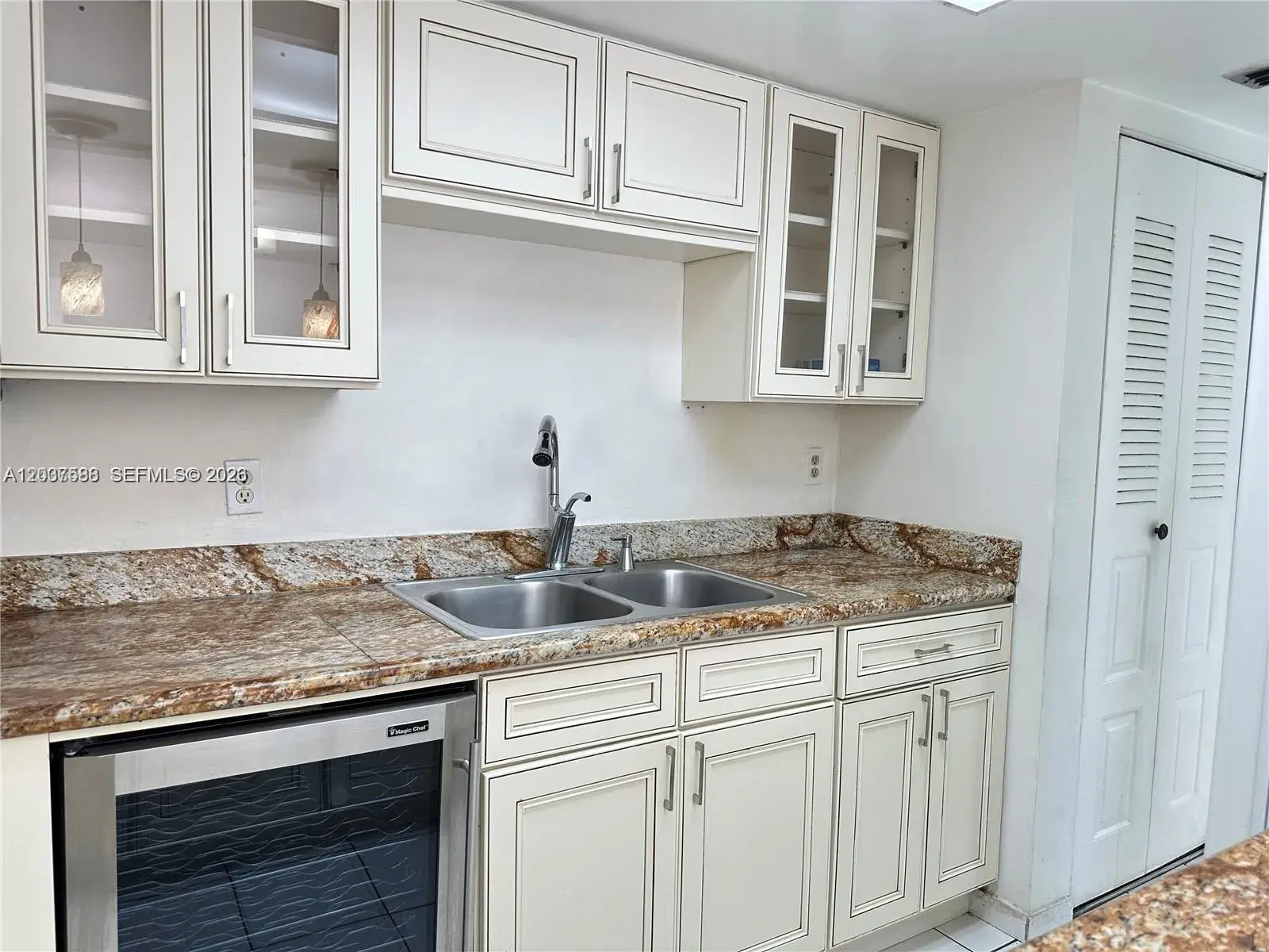 802 NW 87th Ave # 315, Miami FL 33172
