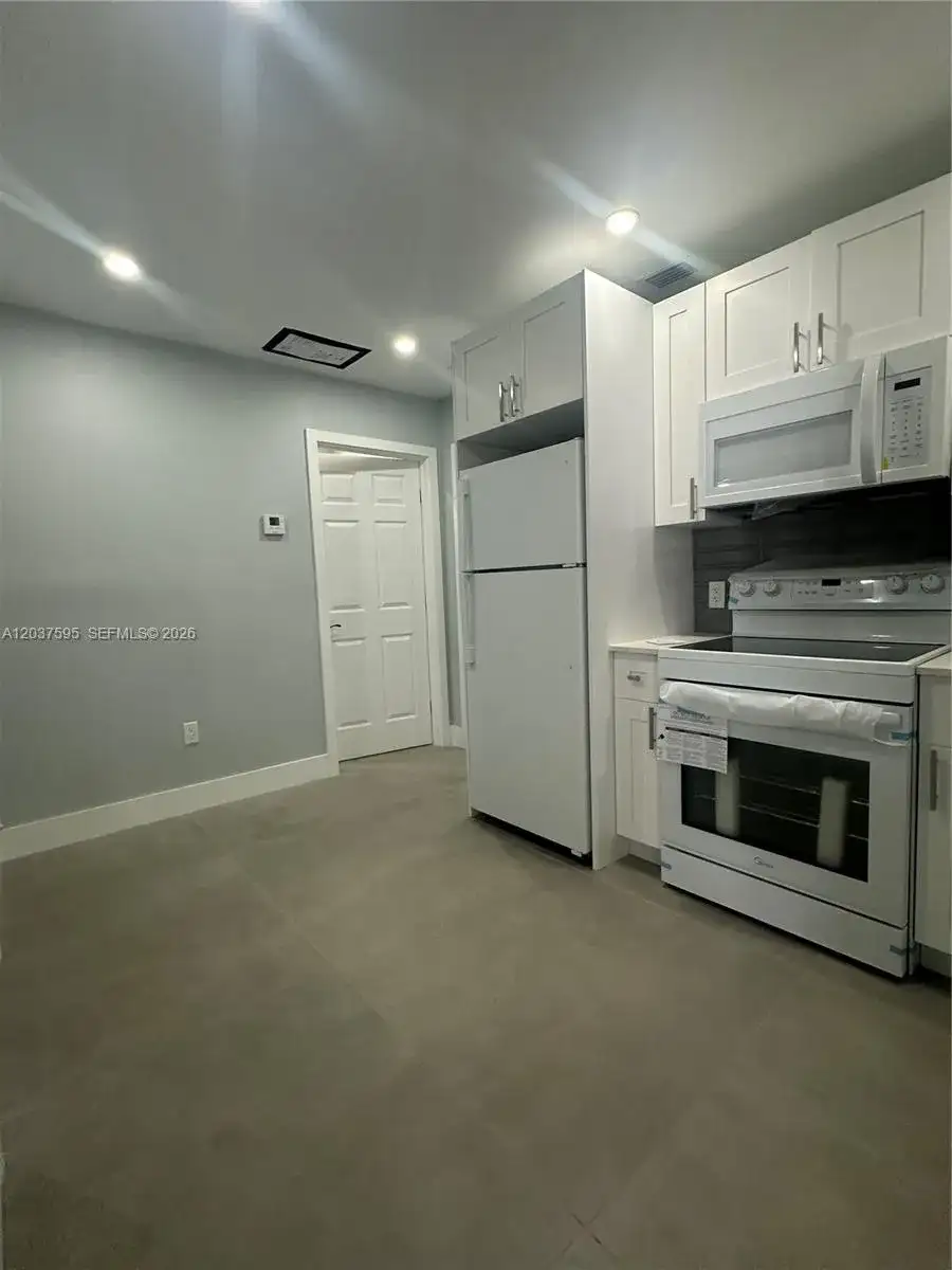 1628 NW 15th St # B, Miami FL 33125 photo 3