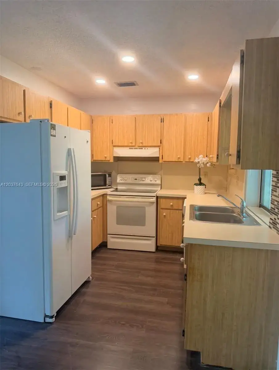 792 Lantern Tree Ln # 792, Wellington FL 33414