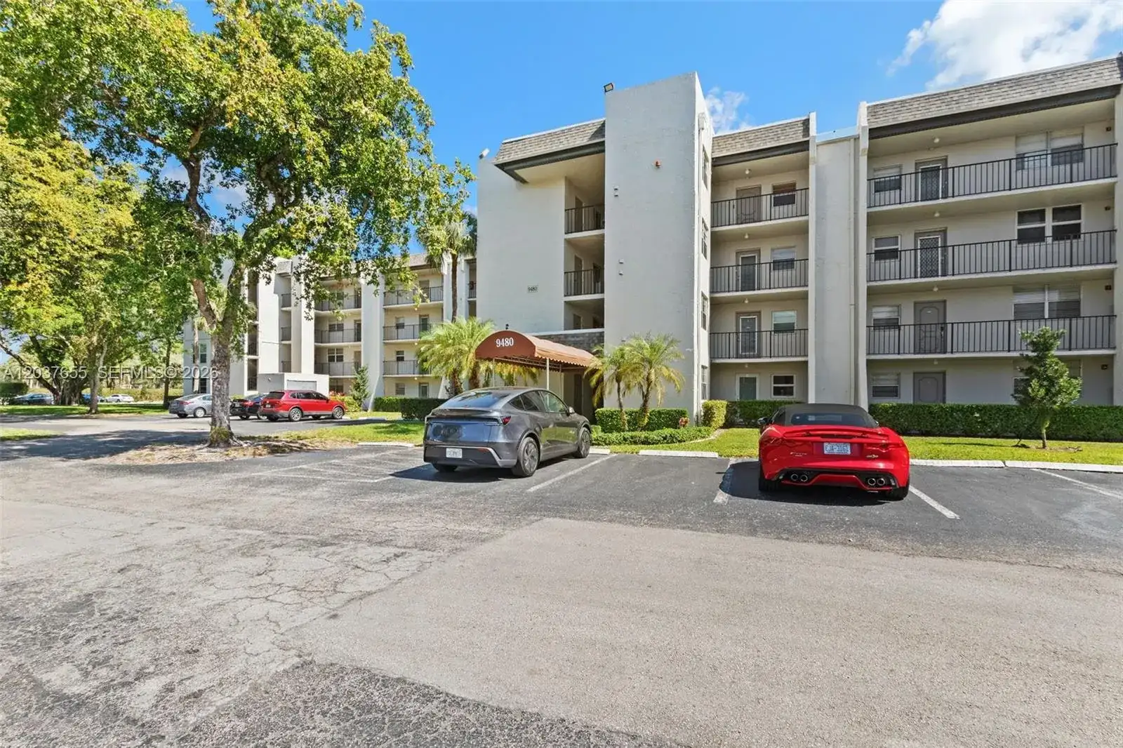 9480 Poinciana Pl # 407, Davie FL 33324 photo 2