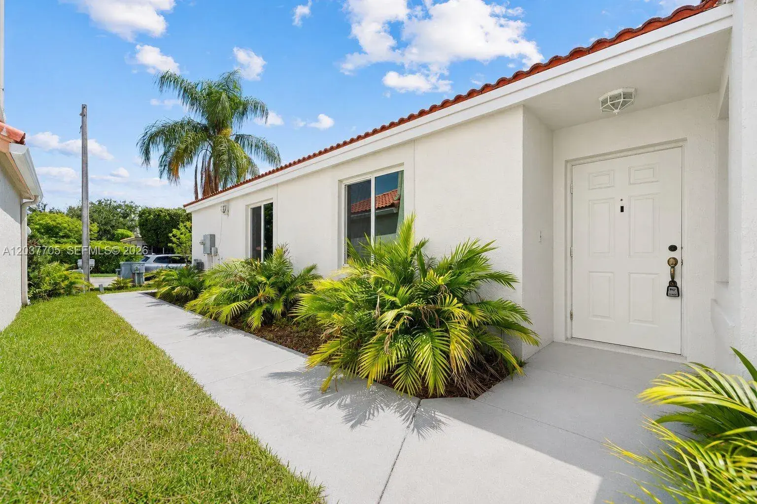 15942 NW 21st St, Pembroke Pines FL 33028