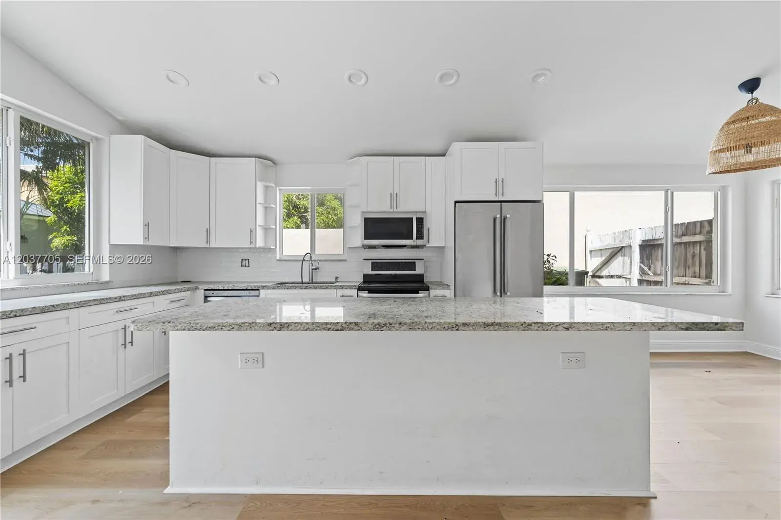 15942 NW 21st St, Pembroke Pines FL 33028