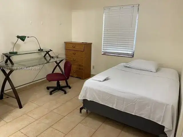 6510 SW 58th Ave, South Miami FL 33143 photo 5