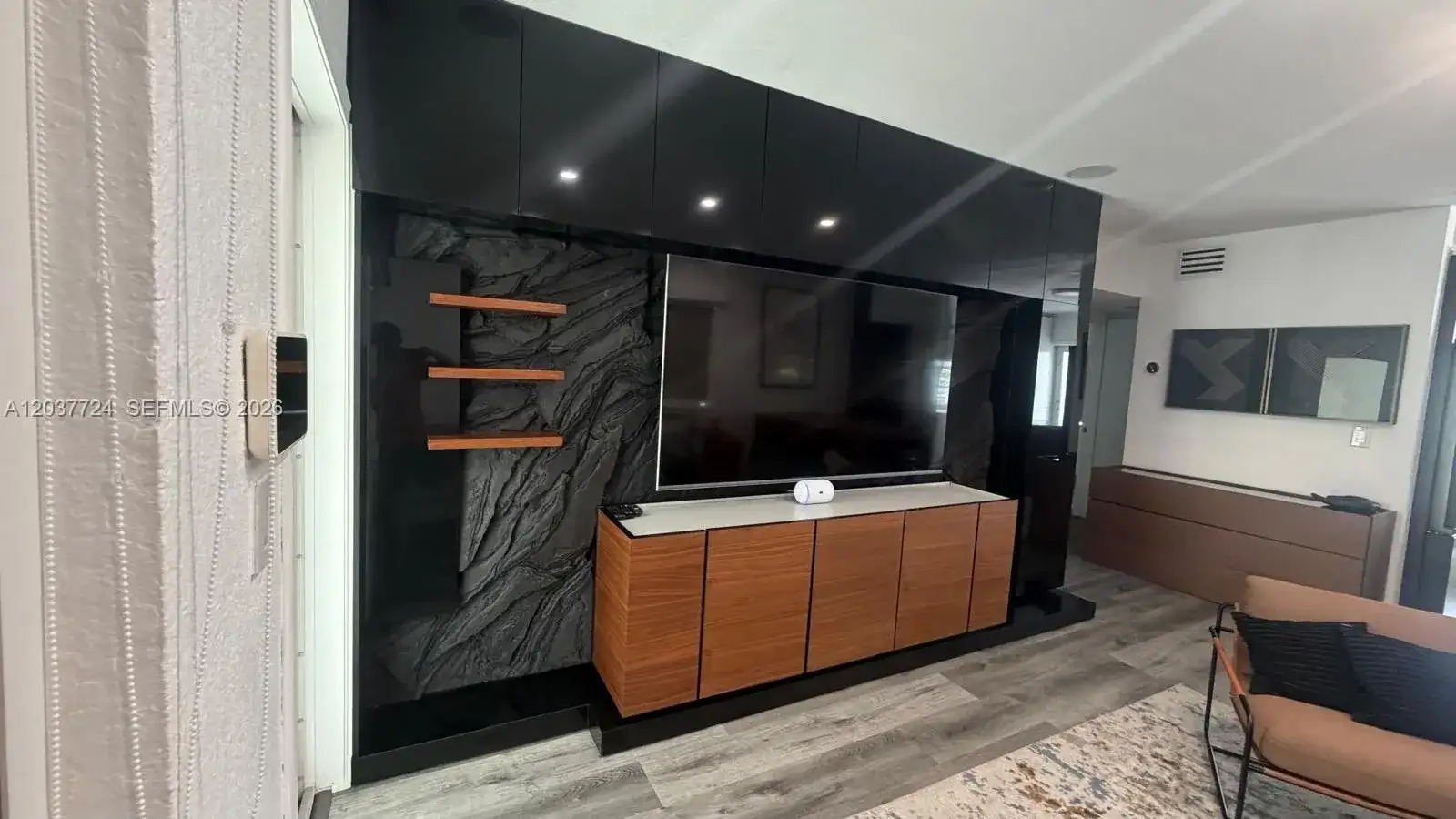 650 Pennsylvania Ave # 24, Miami Beach FL 33139 photo 3