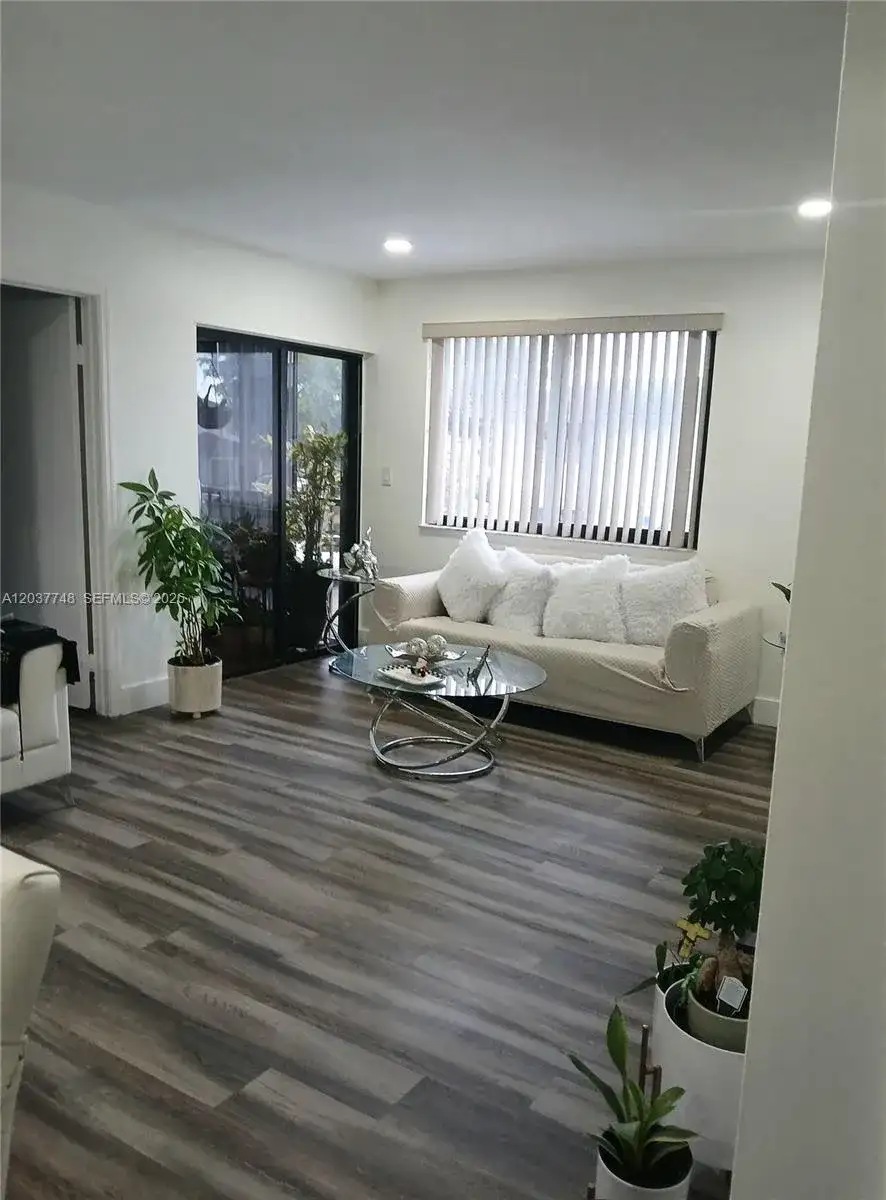 6365 W 27th Ct # 8, Hialeah FL 33016 photo 4