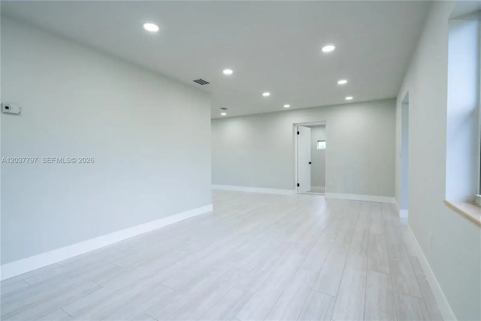 1550 NE 9th Ct, Homestead FL 33033 photo 5