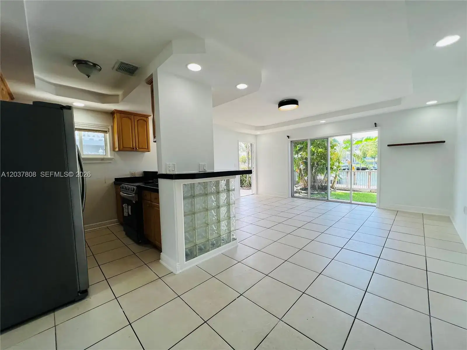 2033 Calais Dr # 5, Miami Beach FL 33141 photo 3