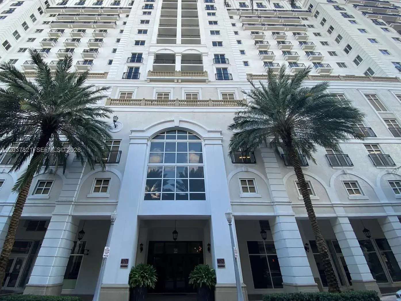 10 Aragon Ave # 901, Coral Gables FL 33134