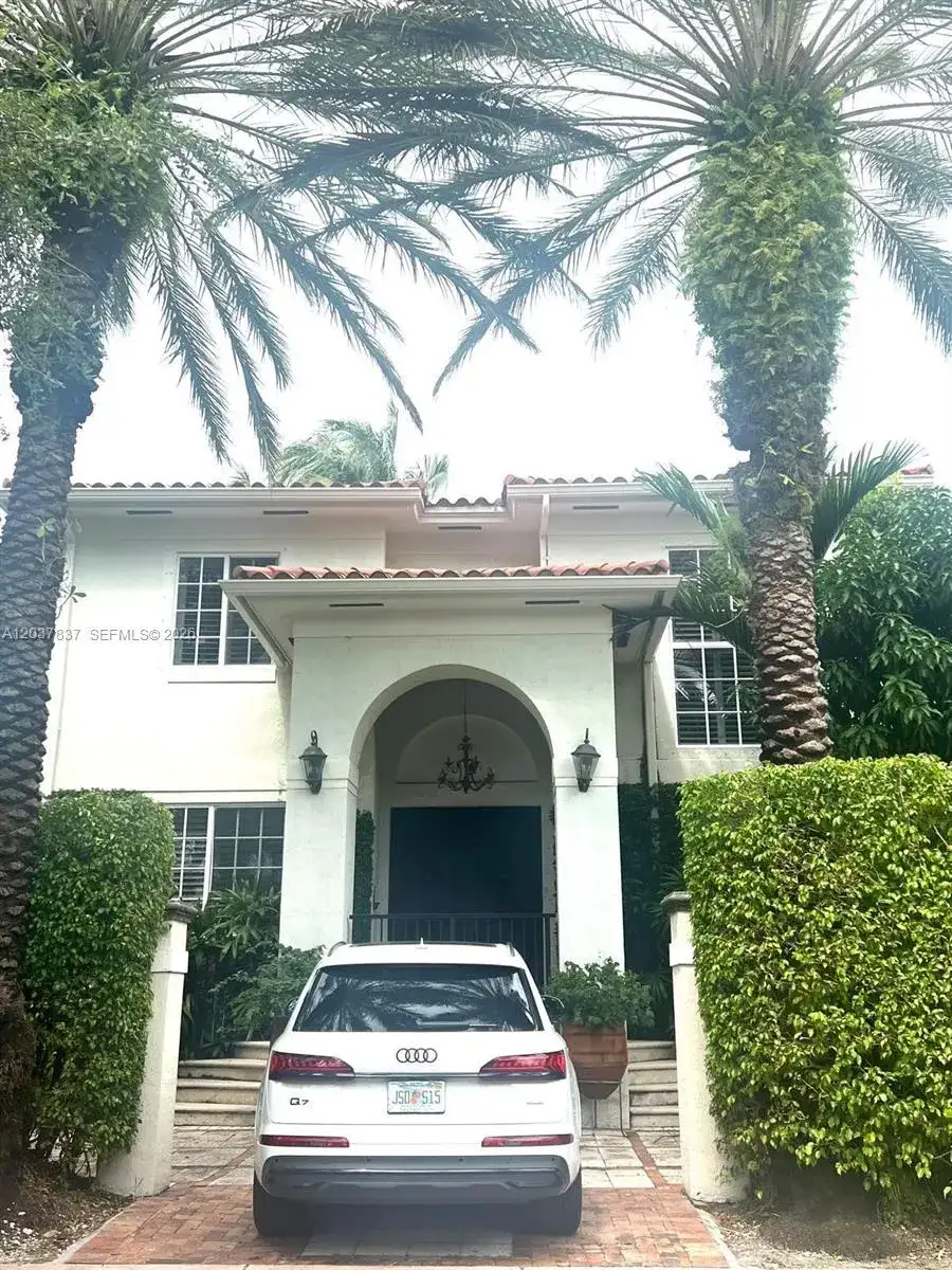 797 Glenridge Rd, Key Biscayne FL 33149 photo 2