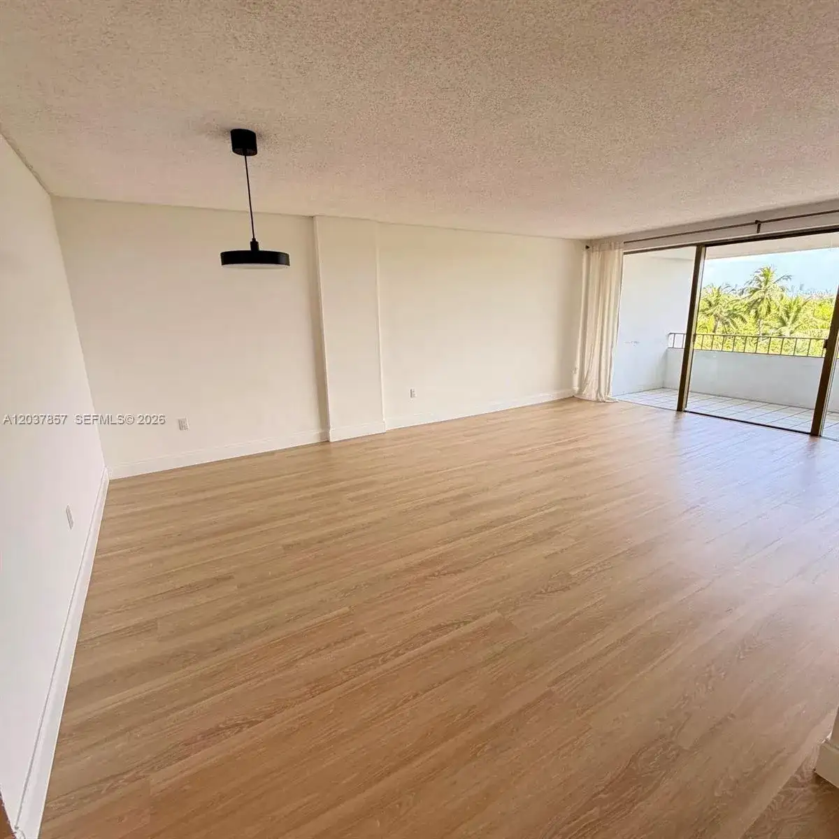 155 Ocean Lane Dr # 504, Key Biscayne FL 33149 photo 3