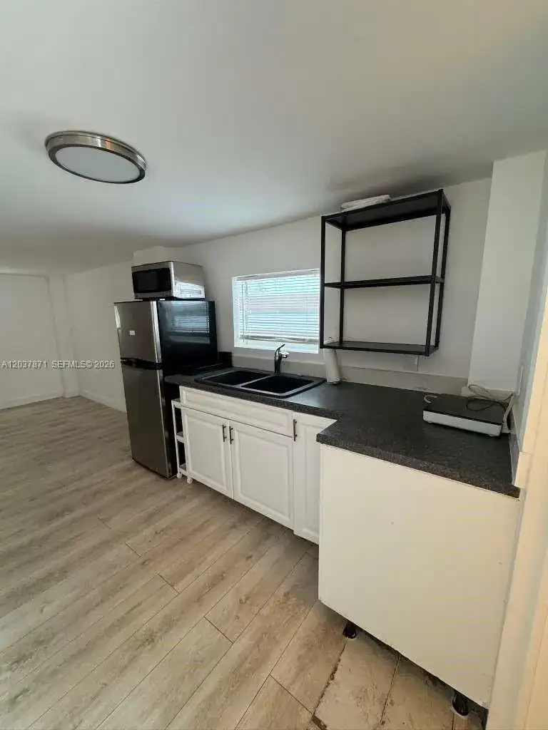 17301 NE 19th Ave # 3, North Miami Beach FL 33162 photo 2