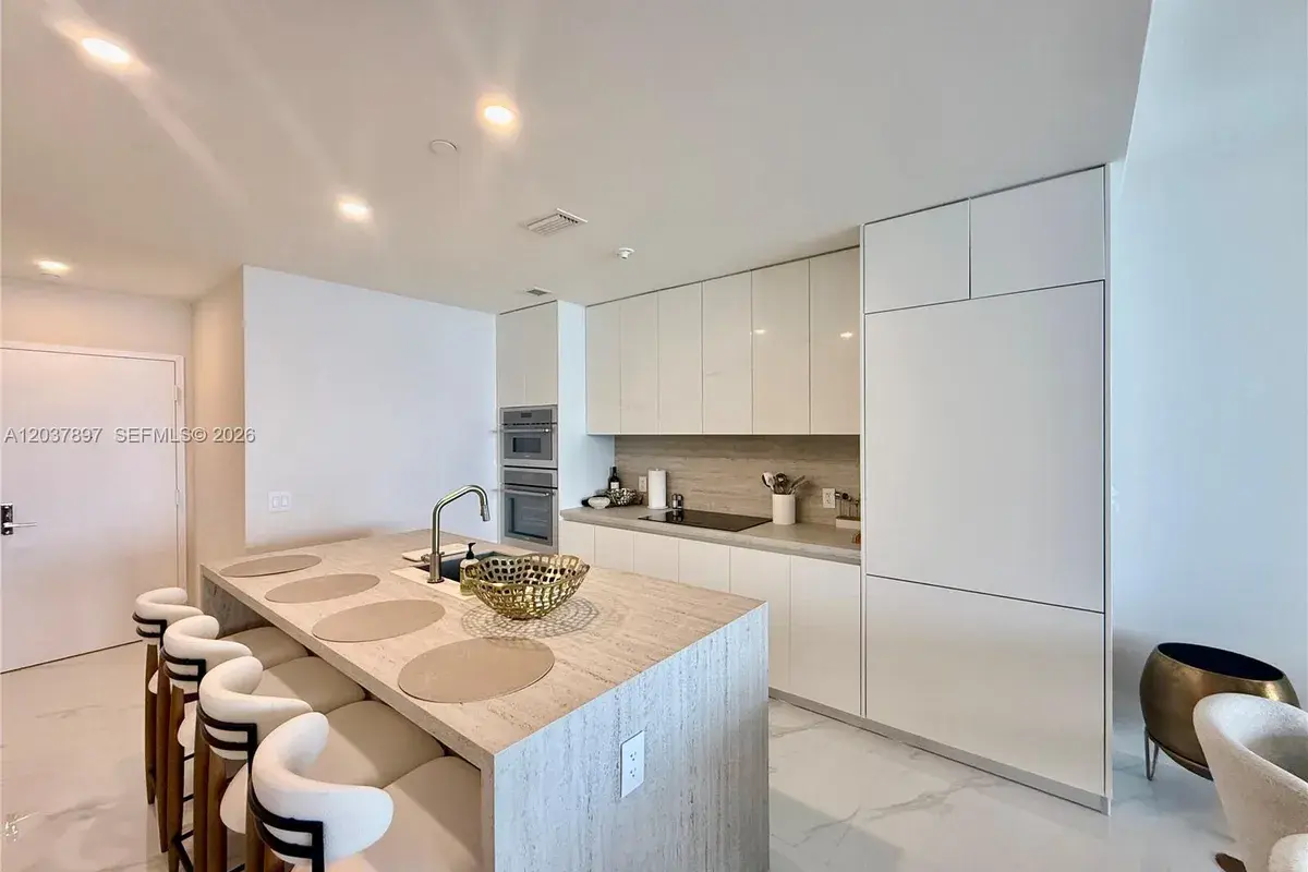 700 NE 24th St # 1002, Miami FL 33137