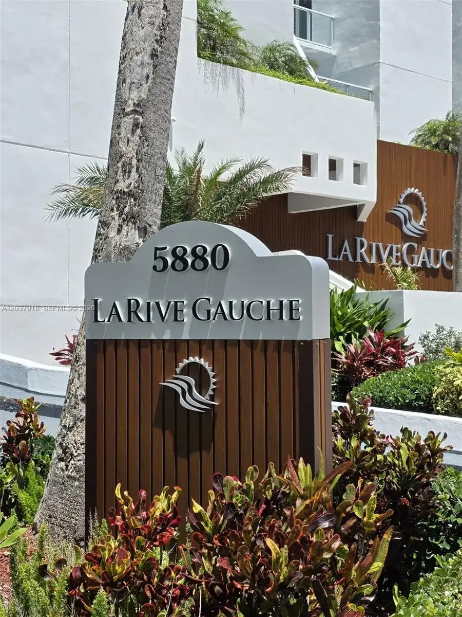 5880 Collins Ave # 302, Miami Beach FL 33140 photo 2