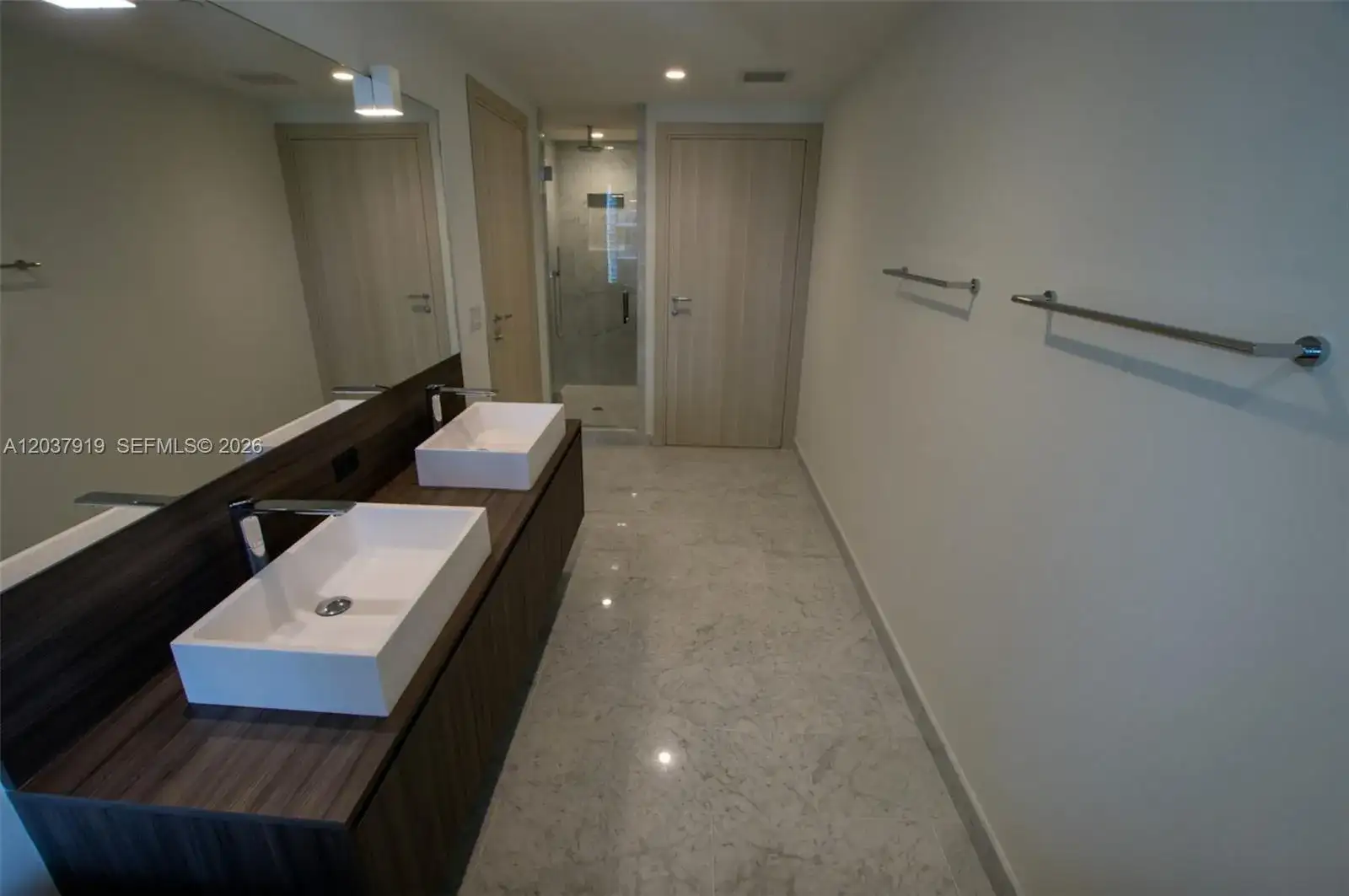 1000 Brickell Plaza # 2809, Miami FL 33131 photo 4