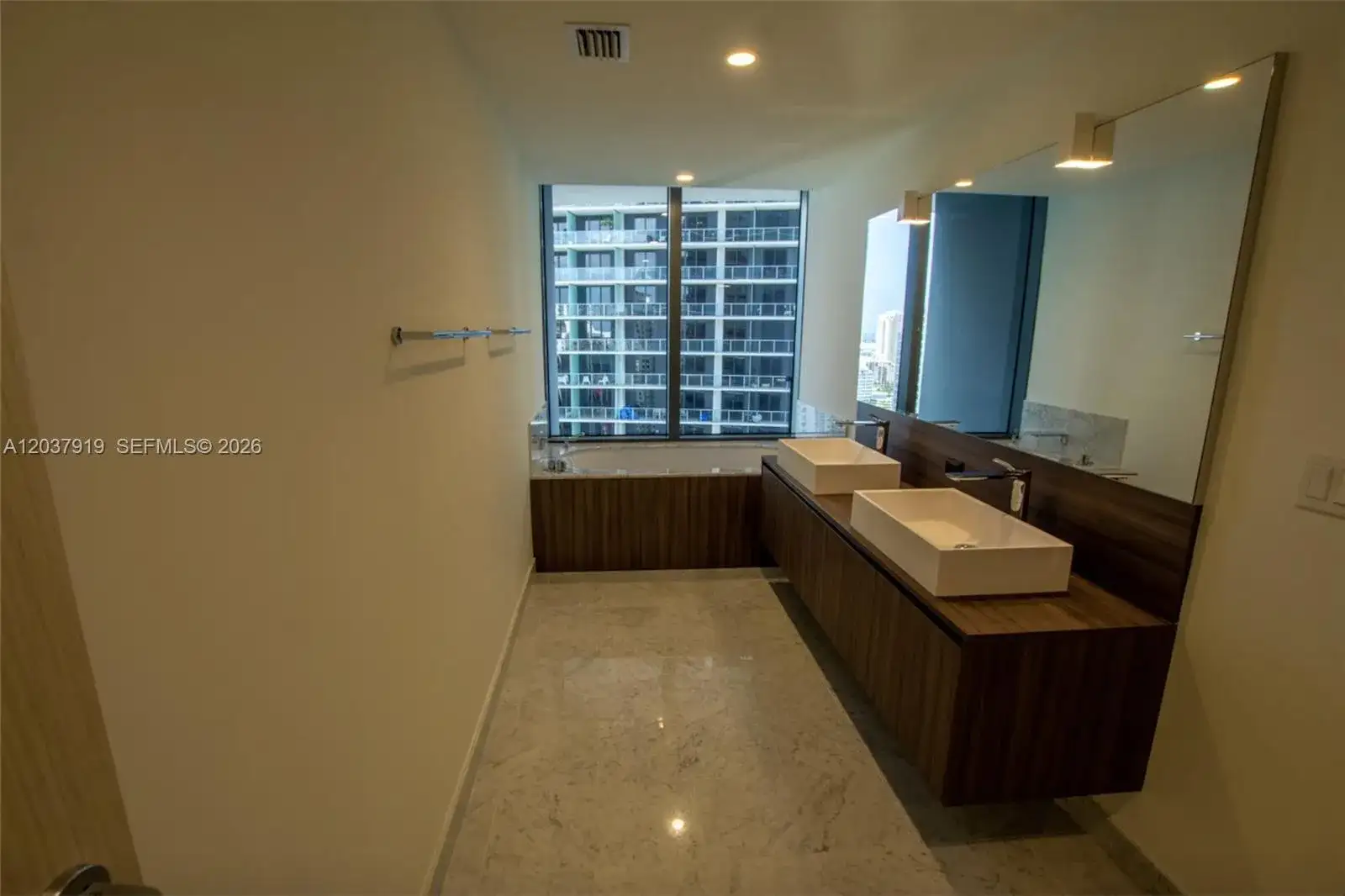 1000 Brickell Plaza # 2809, Miami FL 33131 photo 5
