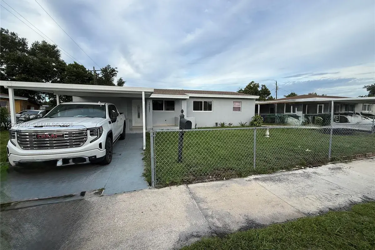 17221 NW 32nd Ave # 17221, Miami Gardens FL 33056