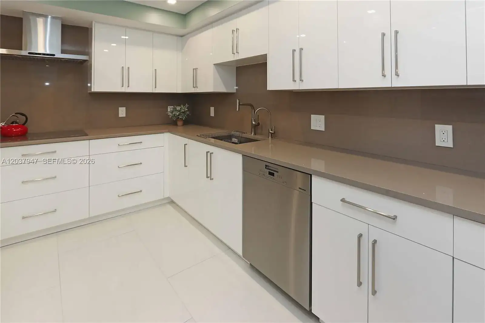 3900 Galt Ocean Dr # 403, Fort Lauderdale FL 33308 photo 4