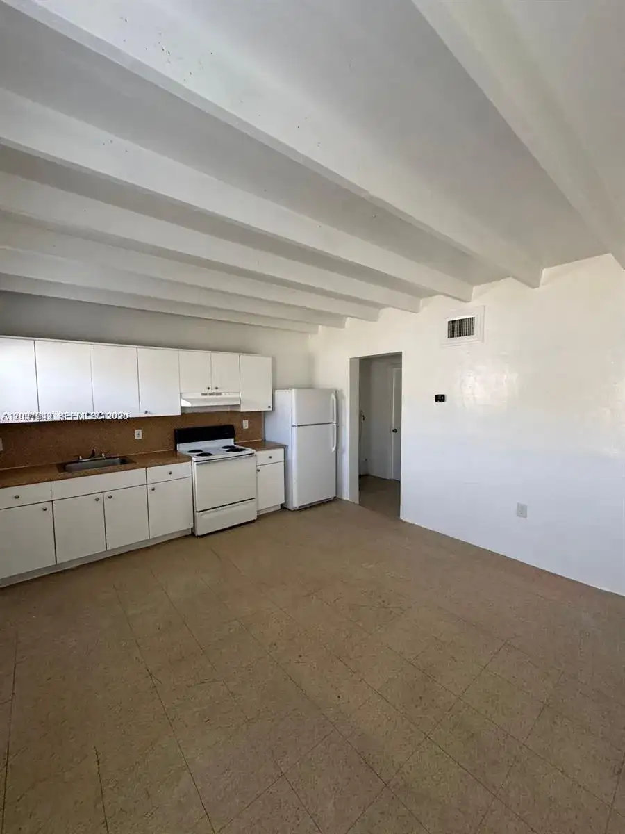 320 SW 11th Ave # 2, Homestead FL 33030 photo 3