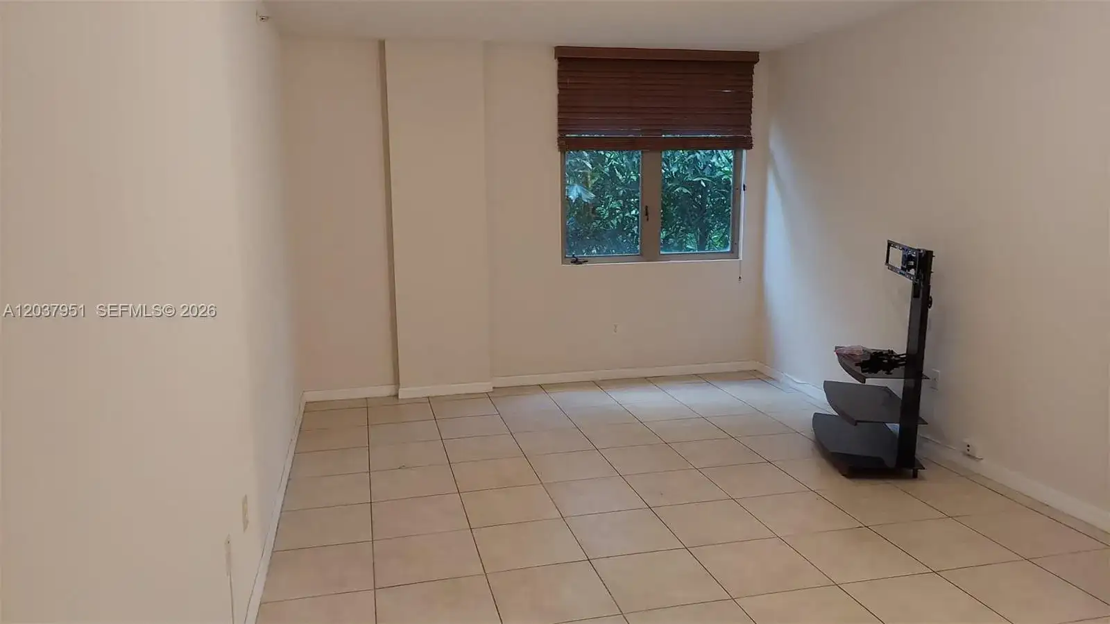 2630 SW 28th St # 14, Miami FL 33133 photo 3