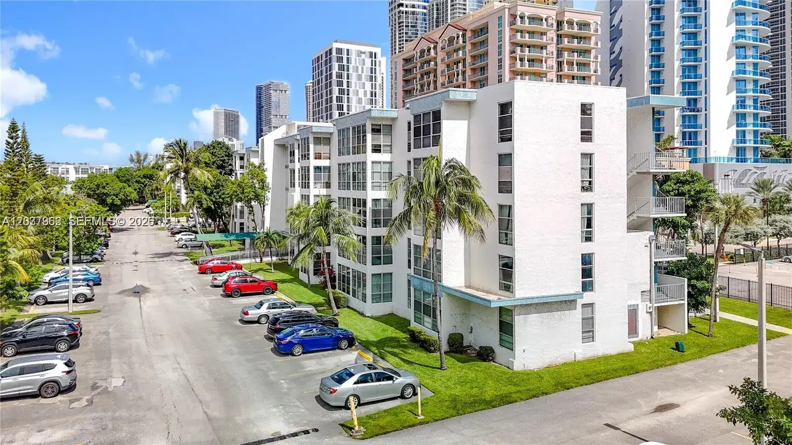 17560 Atlantic Blvd # 501, Sunny Isles Beach FL 33160 photo 3