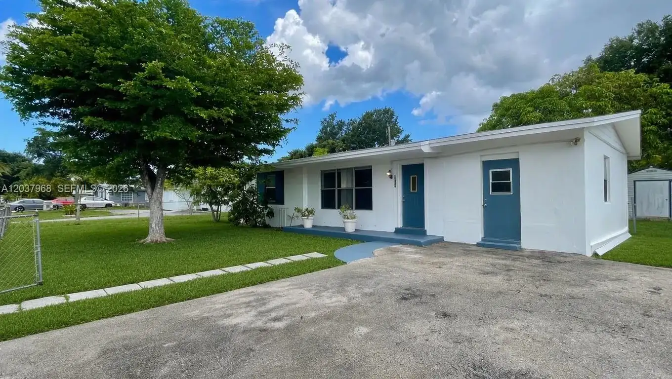 3460 NW 5th Ct, Lauderhill FL 33311 photo 2