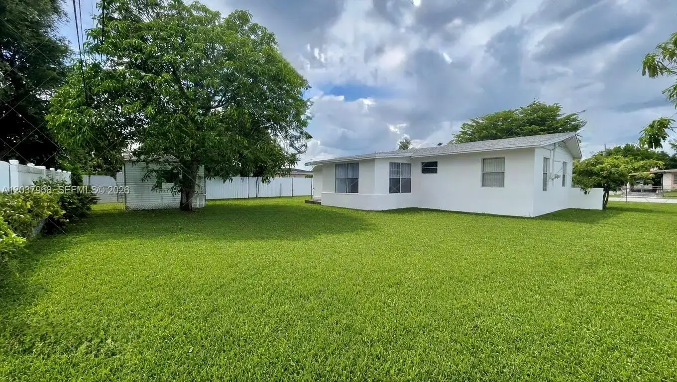 3460 NW 5th Ct, Lauderhill FL 33311 photo 3