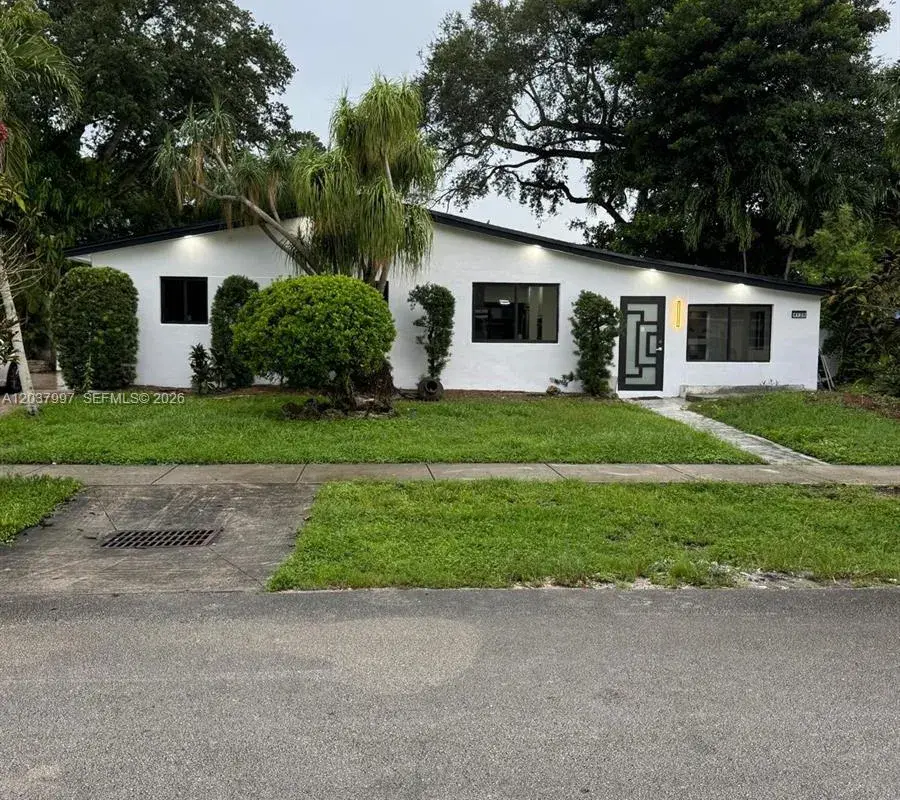 4120 SW 31st Dr, West Park FL 33023
