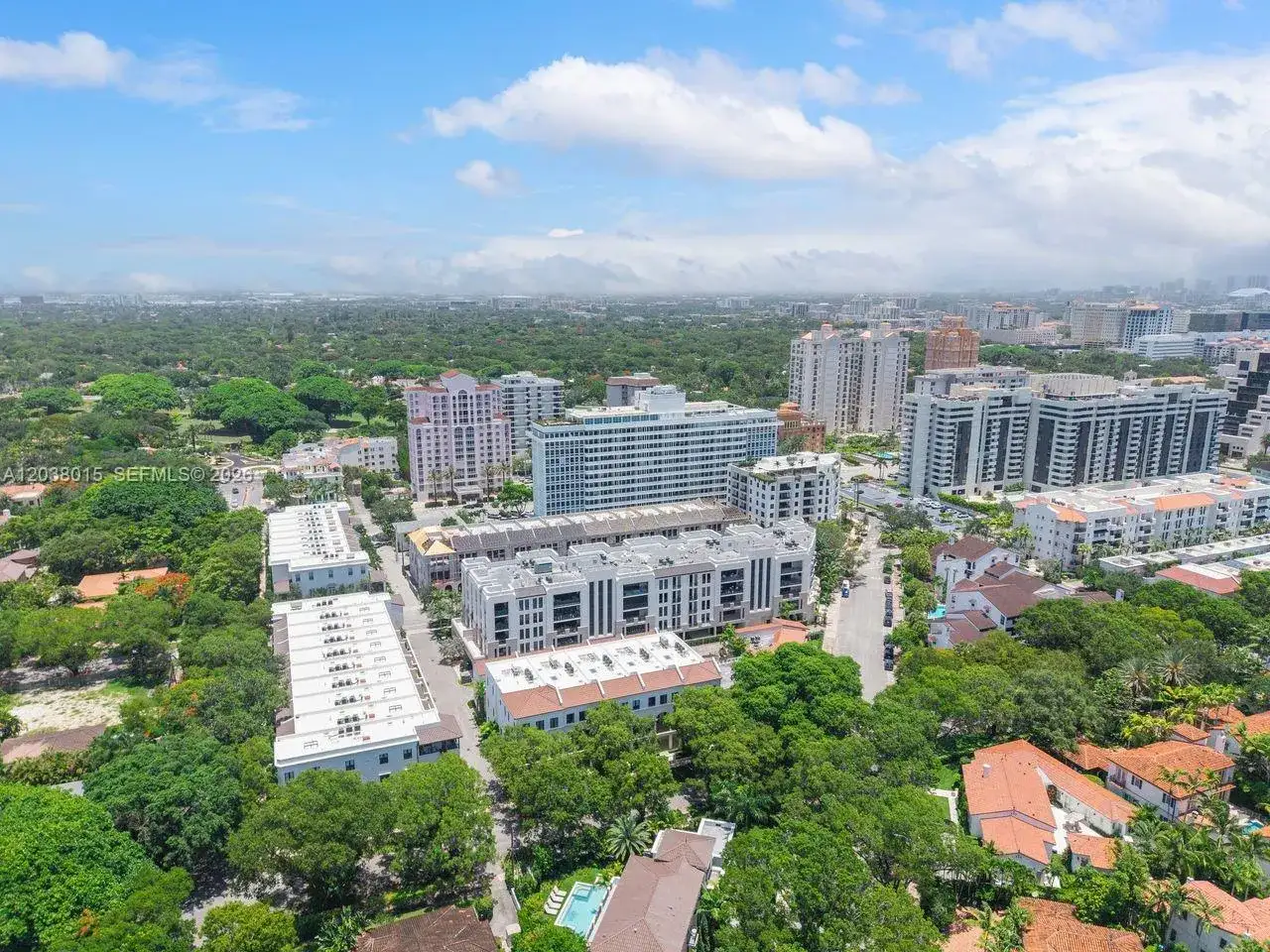 718 Valencia Ave # 403, Coral Gables FL 33134 photo 5