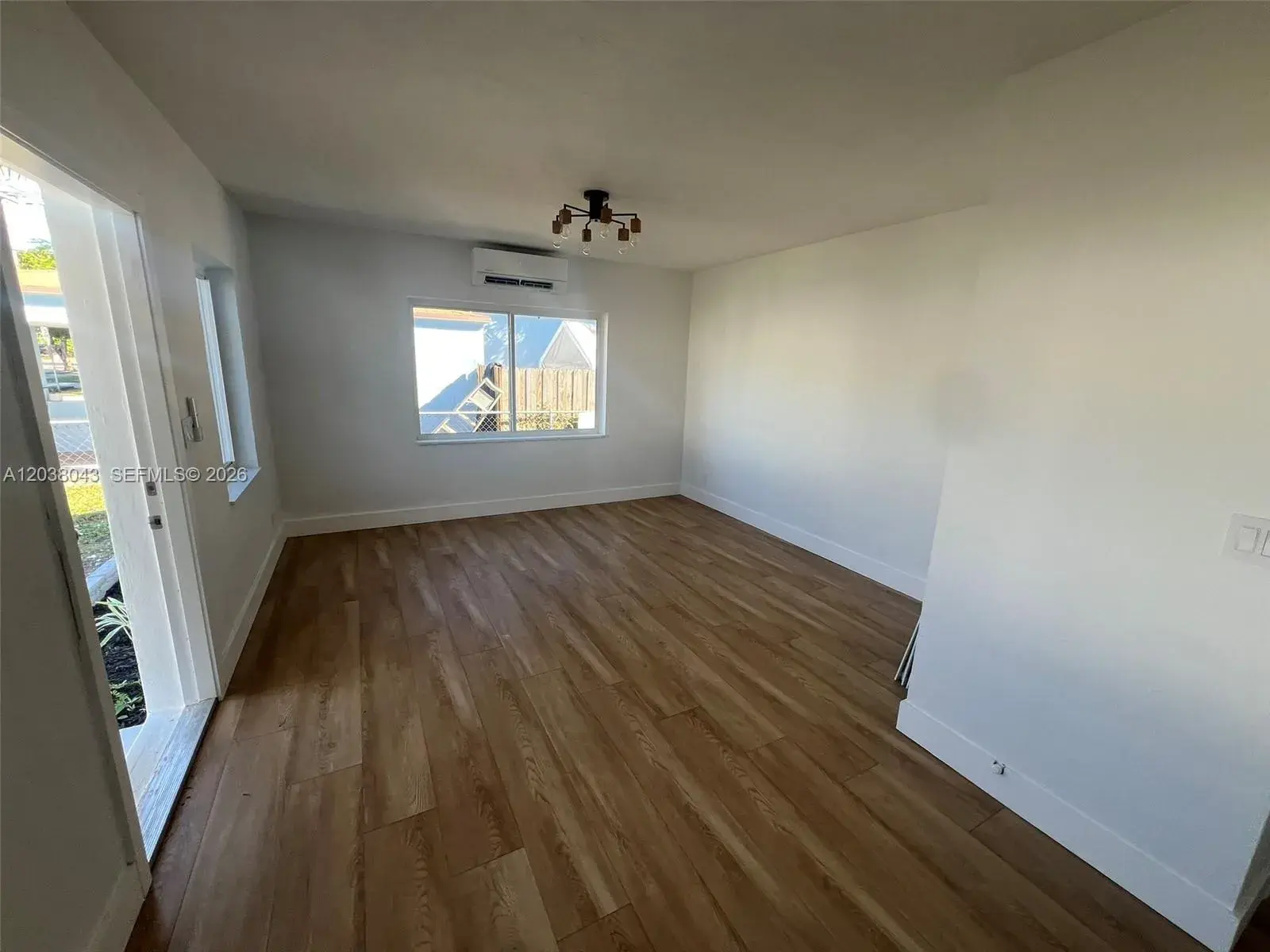 1706 Arthur St, Hollywood FL 33020
