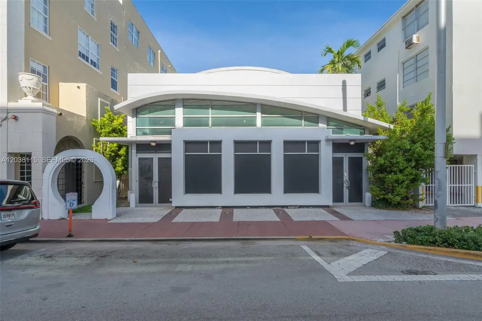 721 Collins Ave, Miami Beach FL 33139 photo 4