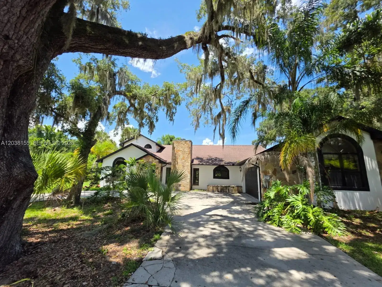 2261 Mariner CV, Kissimmee FL 34746 photo 2