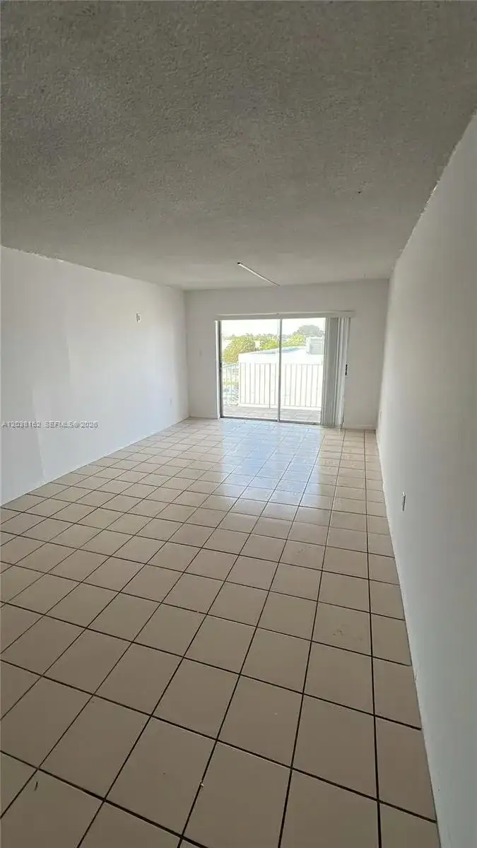 4480 Palm Ave # 402, Hialeah FL 33012 photo 4
