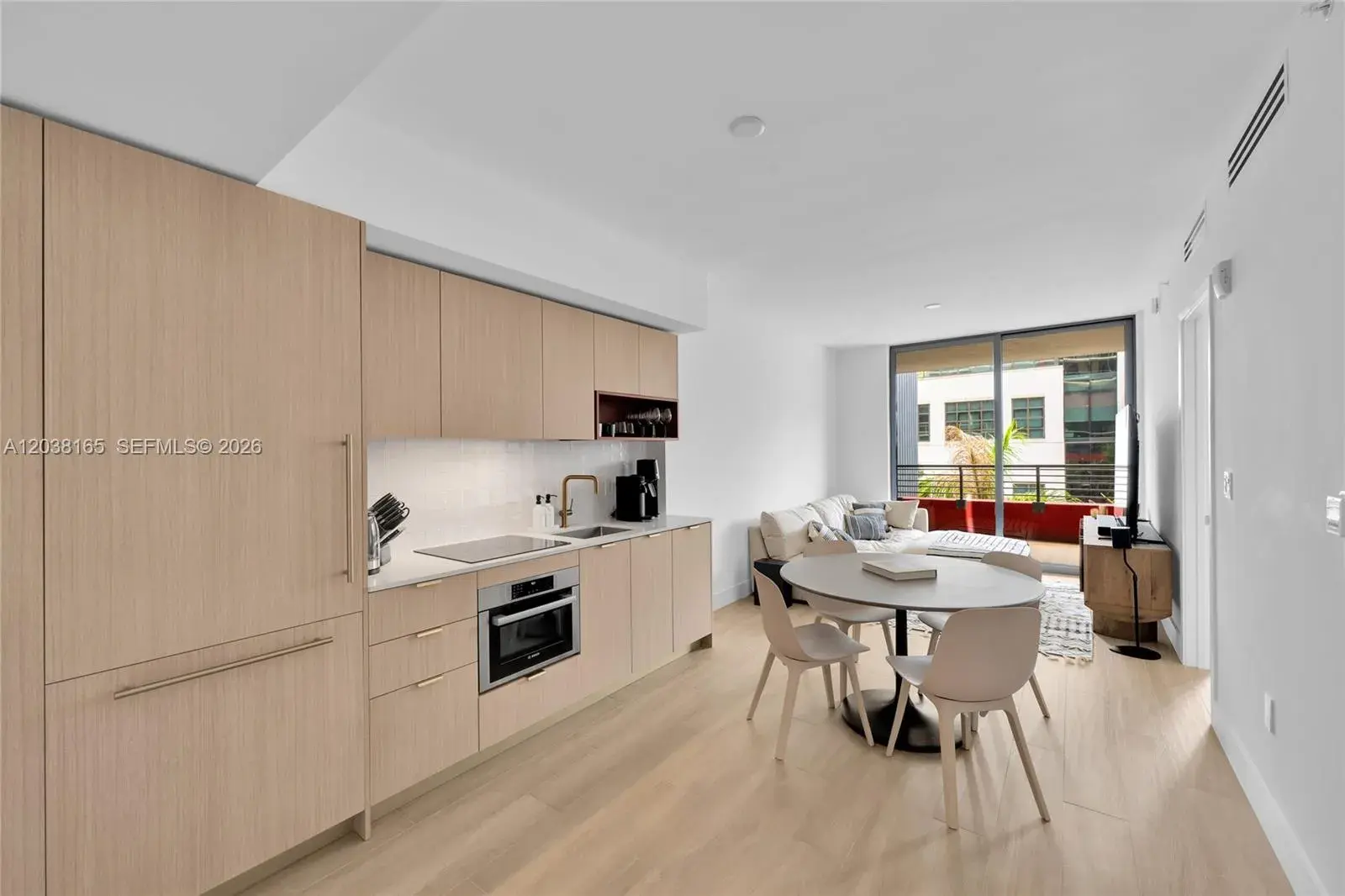 90 NE 32nd # 406, Miami FL 33127