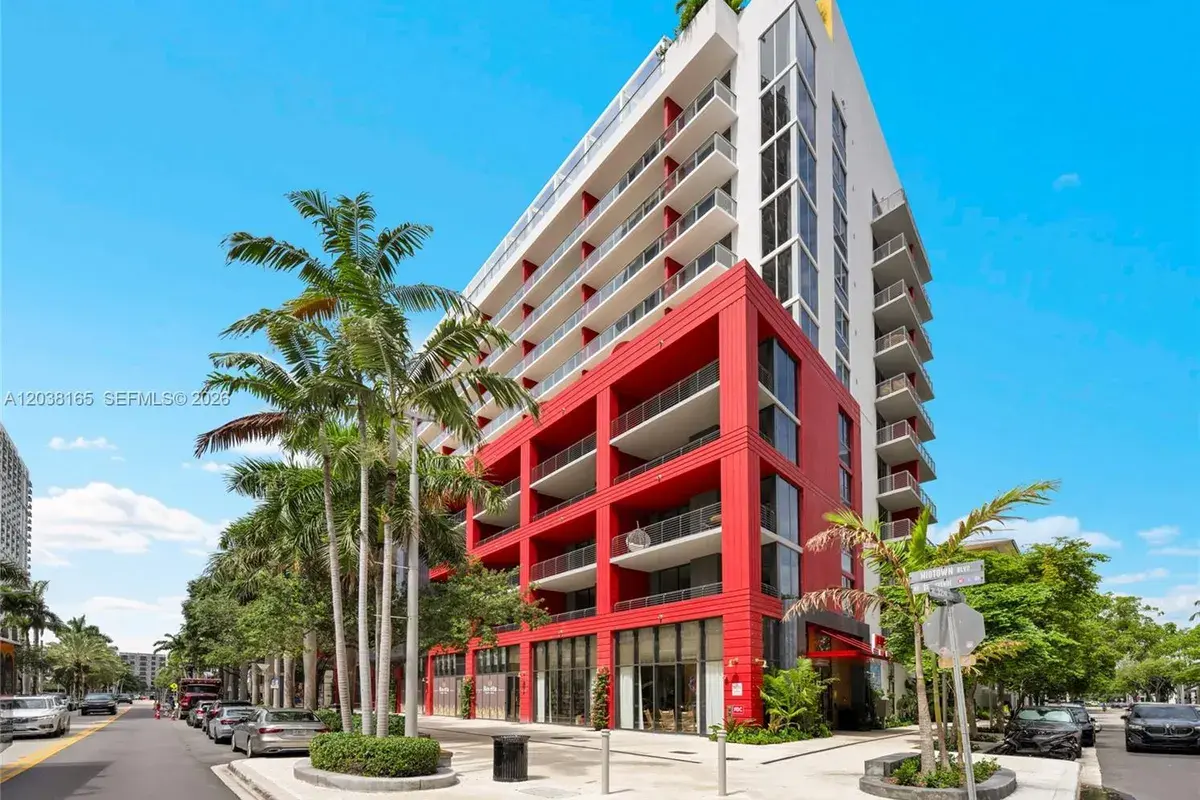 90 NE 32nd # 406, Miami FL 33127