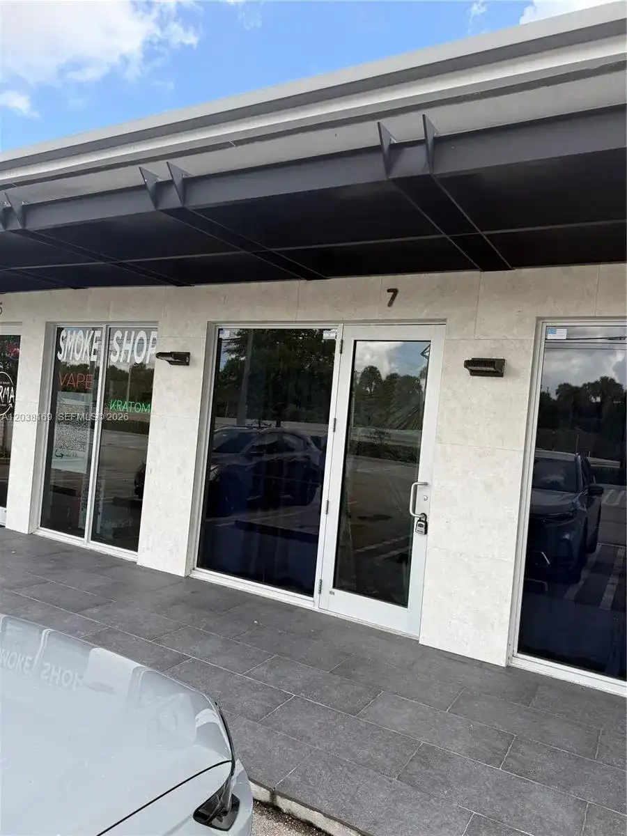 8205 NW 12th St, Doral FL 33126 photo 3