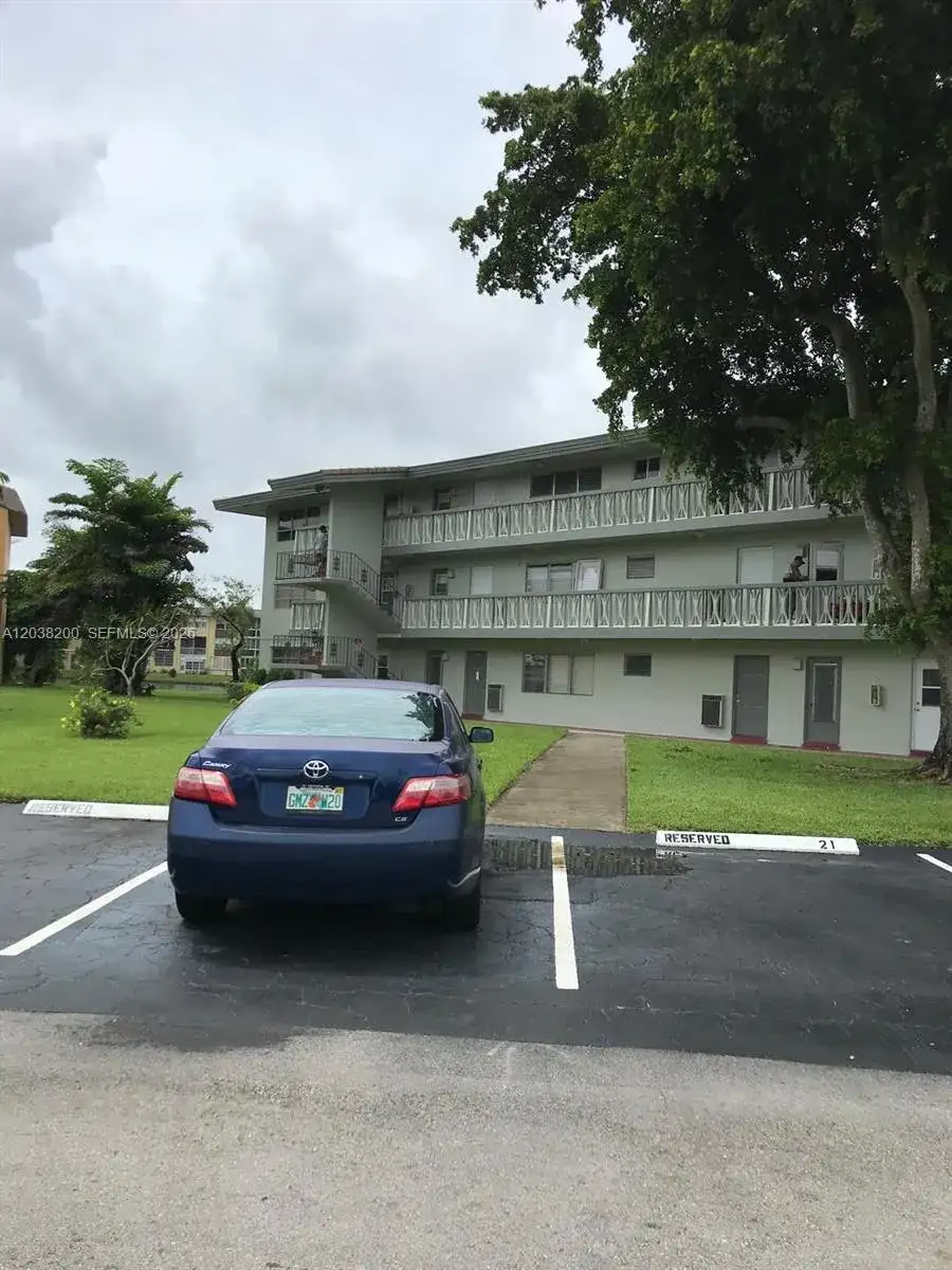 5420 NW 11th St # 205, Plantation FL 33313 photo 5